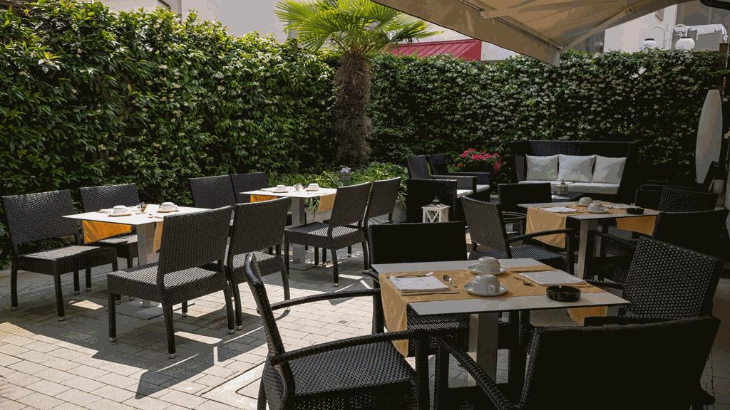 Hotel Imperia 리도 디 예솔로 외부 사진