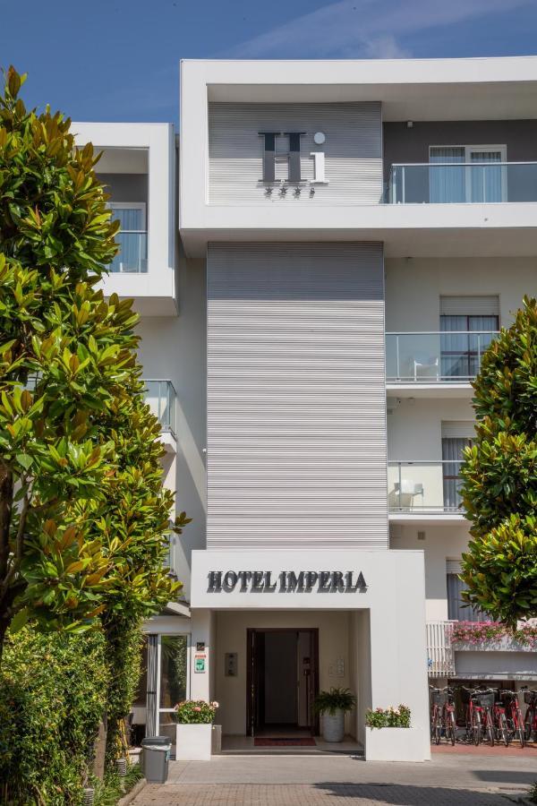 Hotel Imperia 리도 디 예솔로 외부 사진